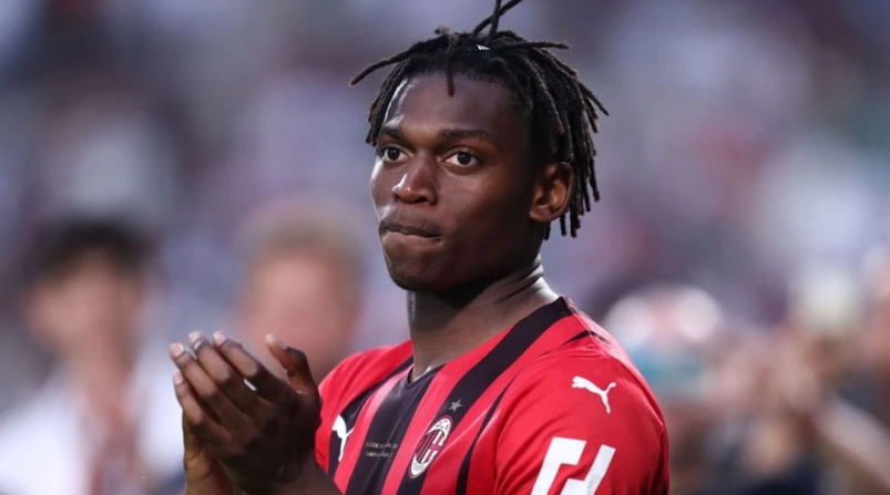 Bayern Munich bạo chi vì Rafael Leao