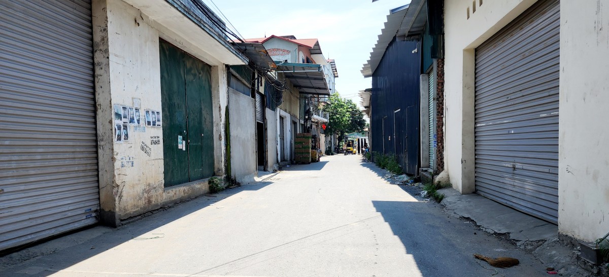 Một loạt cửa hàng đóng cửa tại “thủ phủ” bánh kẹo La Phù
