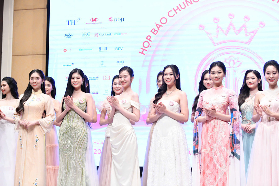 Dời đêm chung kết Hoa hậu Việt Nam 2024 đến 27/6 vì lý do thời tiết Dời đêm chung kết Hoa hậu Việt Nam 2024 đến 27/6 vì lý do thời tiết