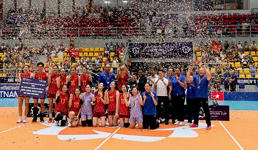 Đẳng cấp và bản lĩnh: Bóng chuyền nữ Việt Nam hoàn tất cú hat-trick vô địch AVC Nations Cup