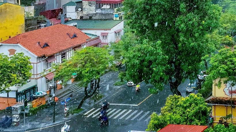 Dự báo thời tiết đêm nay và ngày mai 22/6: Hà Nội và các khu vực trên cả nước