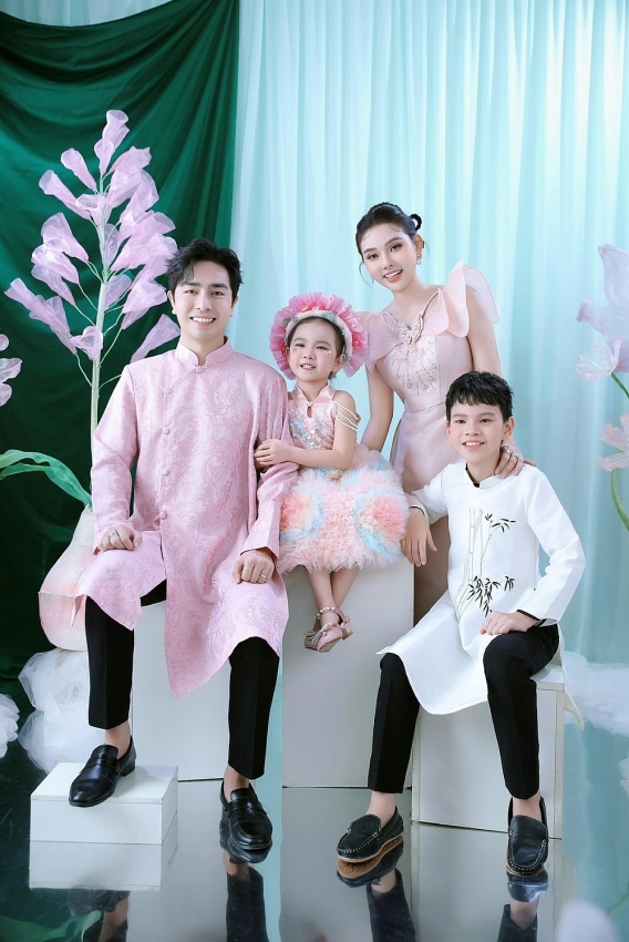 Hôn nhân viên mãn của ca sĩ Thu Thuỷ bên chồng kém 11 tuổi