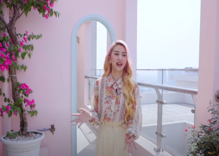 Cuộc sống xa hoa của “em xinh” Quỳnh Anh Shyn