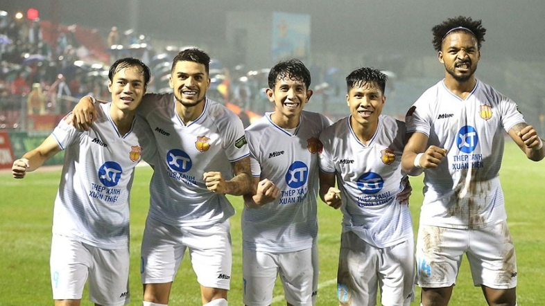 Thép xanh Nam Địnhso tài với đội bóng giàu truyền thống Châu Phi