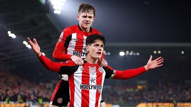 Arsenal chiêu mộ được thủ quân đội bóng Ngoại hạng Anh