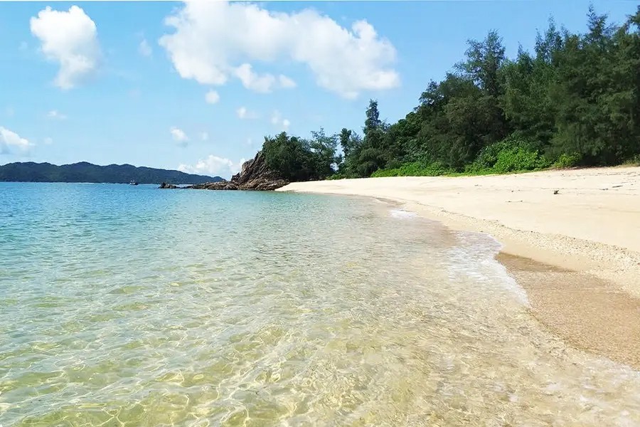 Khám phá đảo Cái Chiên - Viên ngọc hoang sơ của Quảng Ninh