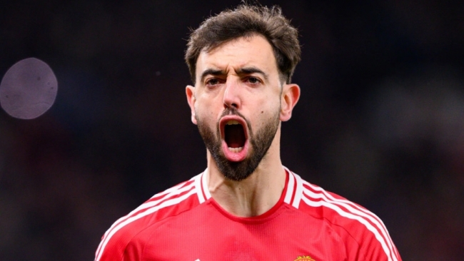 Từ chối Ả Rập Xê-út, thủ quân Man Utd kiếm bộn tiền ngoài sân cỏ