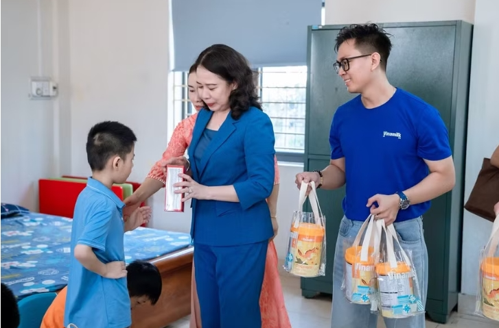 Vinamilk cùng chung tay vì một mùa hè hạnh phúc, an toàn cho trẻ em Việt Nam