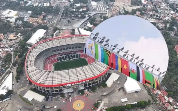Quốc kỳ Việt Nam xuất hiện tại lễ khai mạc World Cup 2026