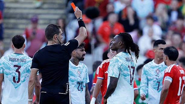 Bruno Fernandes lập siêu phẩm, Bồ Đào Nha hạ Chile 2-1 trong trận cầu rực lửa