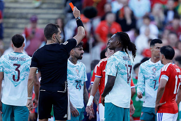 Bruno Fernandes lập siêu phẩm, Bồ Đào Nha hạ Chile 2-1 trong trận cầu rực lửa
