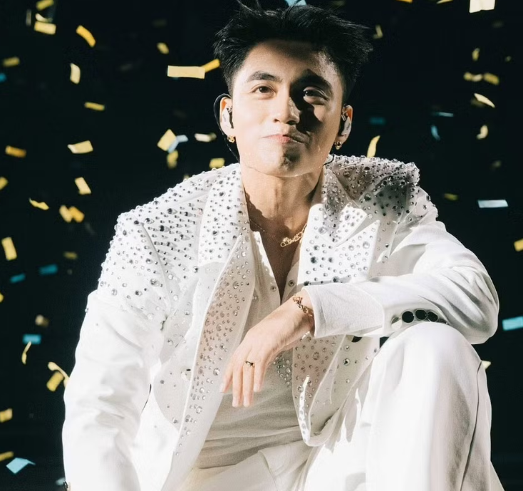 MONO thay đổi thế nào kể từ ngày nối gót Sơn Tùng M-TP vào showbiz? MONO thay đổi thế nào kể từ ngày nối gót Sơn Tùng M-TP vào showbiz?