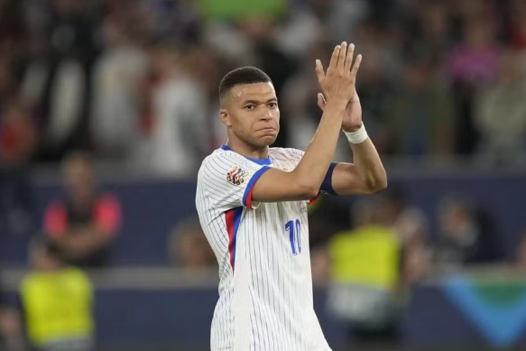 Nóng cuộc đua danh hiệu Vua phá lưới World Cup 2026