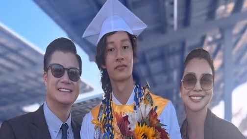Quang Dũng hội ngộ Jennifer Phạm mừng con trai vào đại học