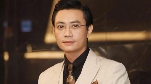 Tiến Lộc chuyên trị đóng vai gây ức chế, ngoài đời có tổ ấm viên mãn