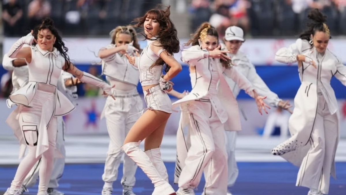World Cup 2026: Lisa (Blackpink) bùng nổ tại Lễ khai mạc với màn trình diễn ấn tượng