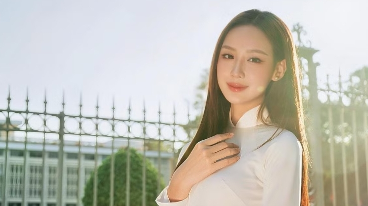 Bảo Ngọc chinh phục khán giả bằng nhan sắc và tri thức