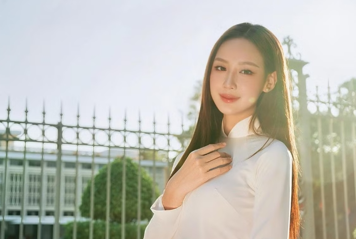Bảo Ngọc chinh phục khán giả bằng nhan sắc và tri thức