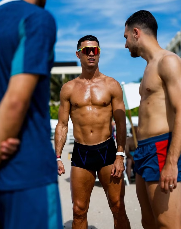 Chưa ra sân, Ronaldo đã tạo nên cơn sốt trước World Cup 2026