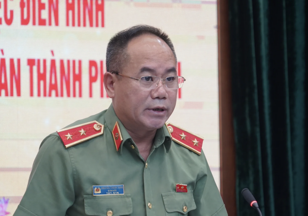 Giám đốc Công an TP Hà Nội kêu gọi bị hại trong vụ ‘hợp đồng kỳ nghỉ’ ra trình báo Giám đốc Công an TP Hà Nội kêu gọi bị hại trong vụ ‘hợp đồng kỳ nghỉ’ ra trình báo