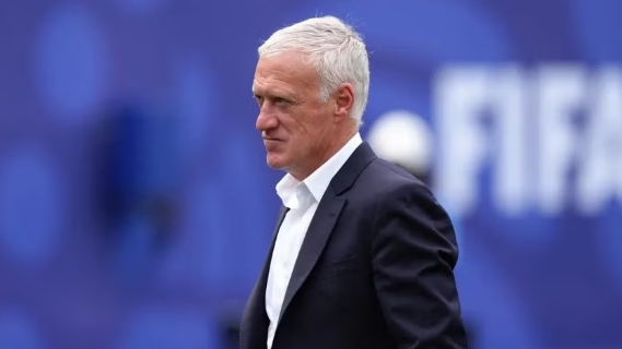 Tuyển Pháp chấn động khi HLV Didier Deschamps rời World Cup