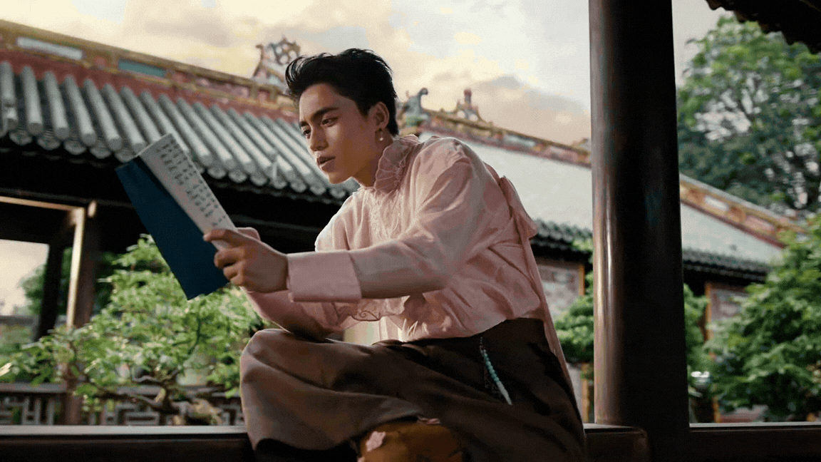 Mono đưa cố đô Huế vào MV mới