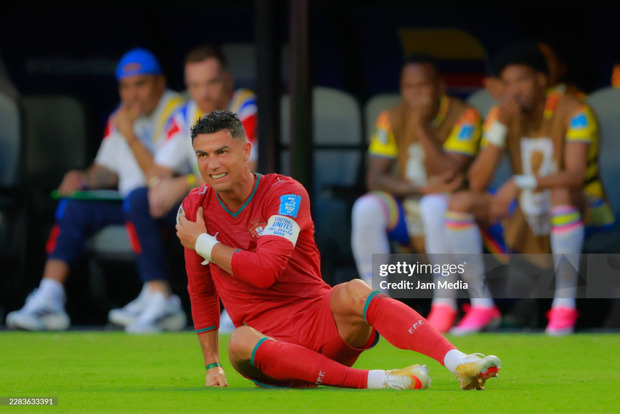 Bồ Đào Nha hòa Colombia 0-0: Ronaldo nén đau giúp Selecao...