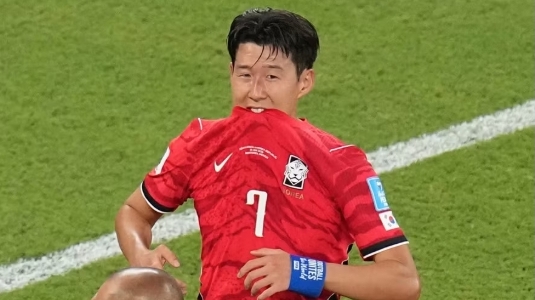 Son Heung-min cầu xin ‘đừng làm tổn thương tuyển Hàn Quốc’