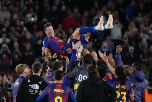 Lewandowski sang Mỹ "dưỡng già" Lewandowski sang Mỹ "dưỡng già"