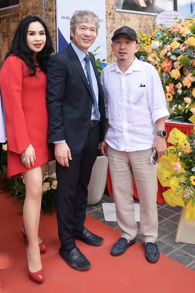 Quốc Trung chúc mừng vợ chồng Thanh Lam