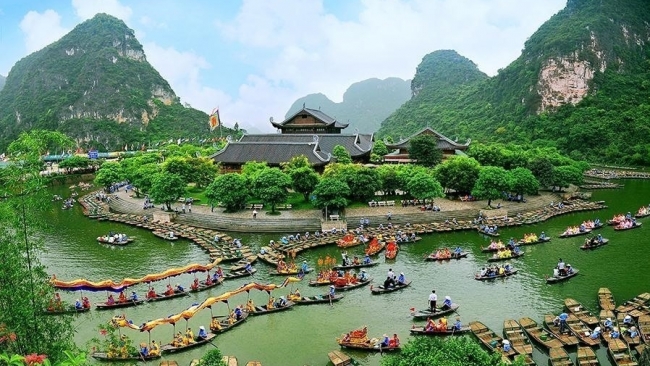 Đưa Tràng An trở thành khu du lịch hấp dẫn của Việt Nam và quốc tế
