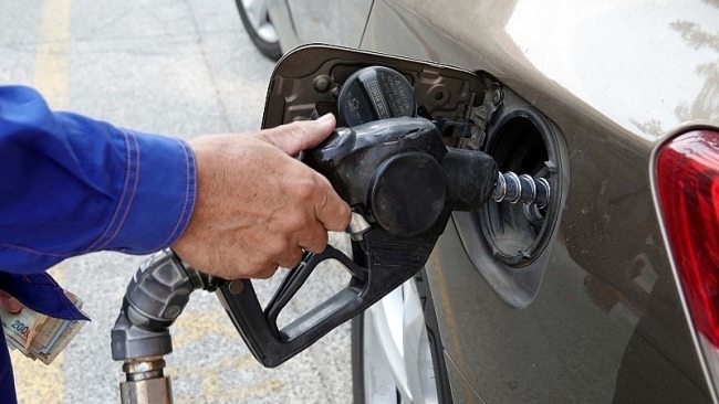 Giá xăng dầu hôm nay ngày 21/7/2023: Giá xăng dầu trong nước sẽ tăng?