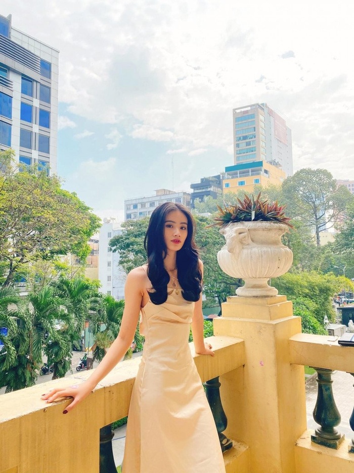Huỳnh Trần Ý Nhi - Tân Hoa hậu Miss World Vietnam 2023 là ai?