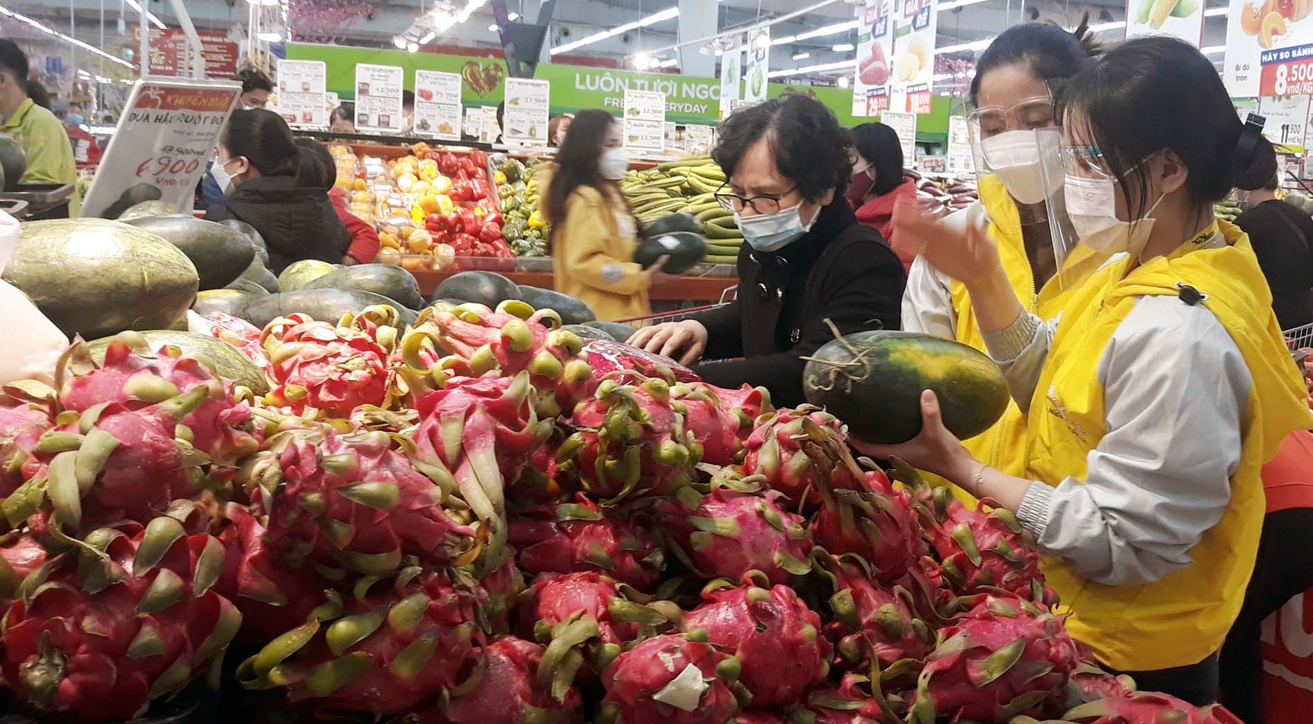 Tiêu thụ hàng Việt xuất khẩu tại sân nhà: Đường gần mà xa