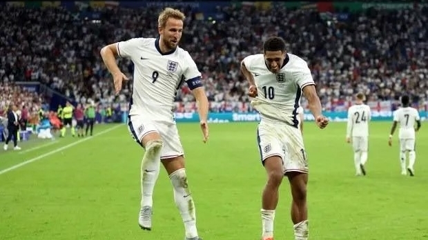 ‘Người hùng’ tuyển Anh có hành vi phản cảm với đối thủ ở EURO 2024