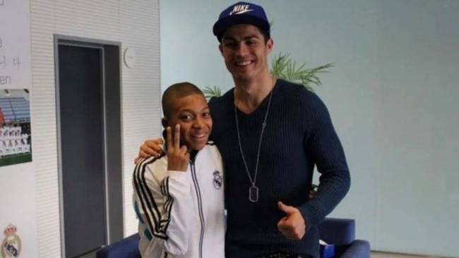 Mbappe ‘kém cỏi’ trước thần tượng Ronaldo