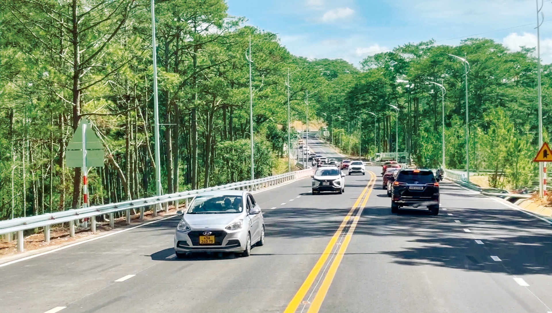 Theo Quy hoạch hệ thống du lịch thời kỳ 2021-2030, tầm nhìn đến năm 2045,  Lâm Đồng nằm trong định hướng phát triển và liên kết phát triển du lịch “Con đường xanh Tây Nguyên”