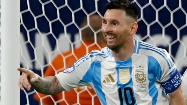 Messi tỏa sáng, Argentina vào chung kết Copa America 2024