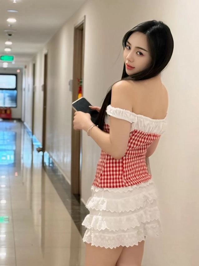 Ngắm nhan sắc đời thường của diễn viên Quỳnh Kool