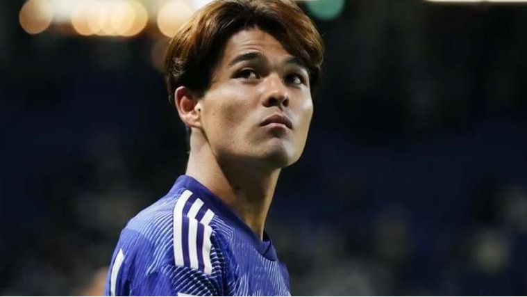 Cầu thủ tuyển Nhật Bản bị bắt khẩn cấp