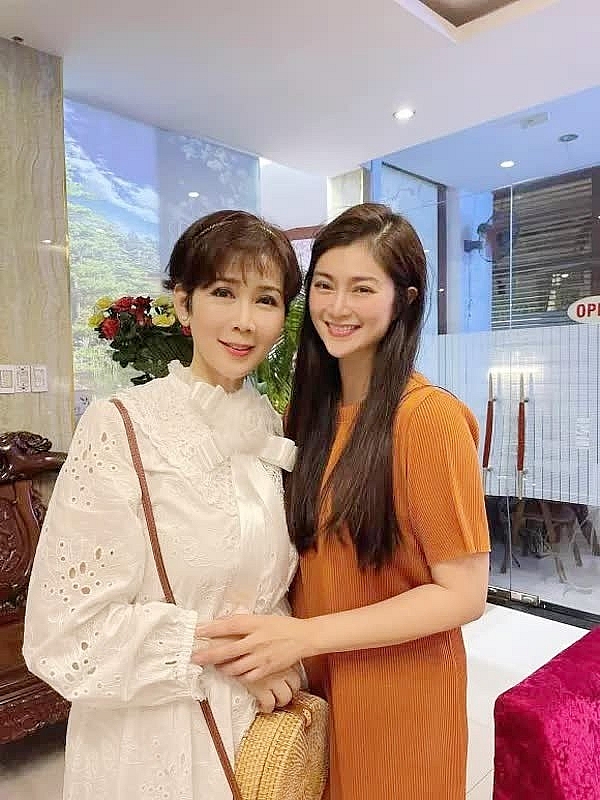 Nhan sắc “tứ đại mỹ nhân” màn ảnh Việt sau 3 thập kỷ Nhan sắc “tứ đại mỹ nhân” màn ảnh Việt sau 3 thập kỷ