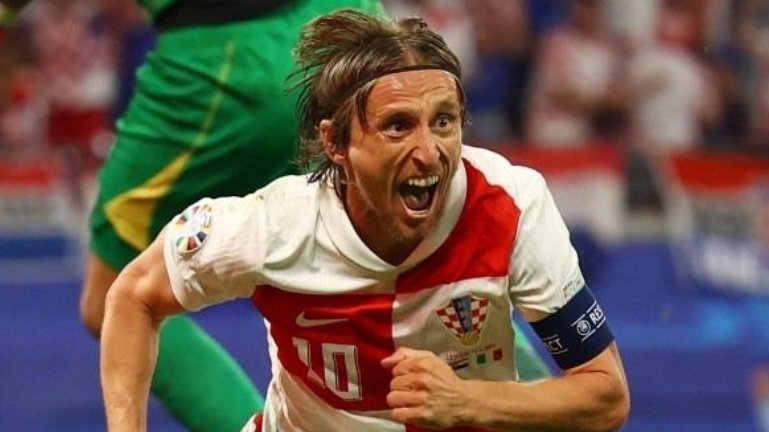 CLB Bình Dương muốn chiêu mộ siêu sao Luka Modric