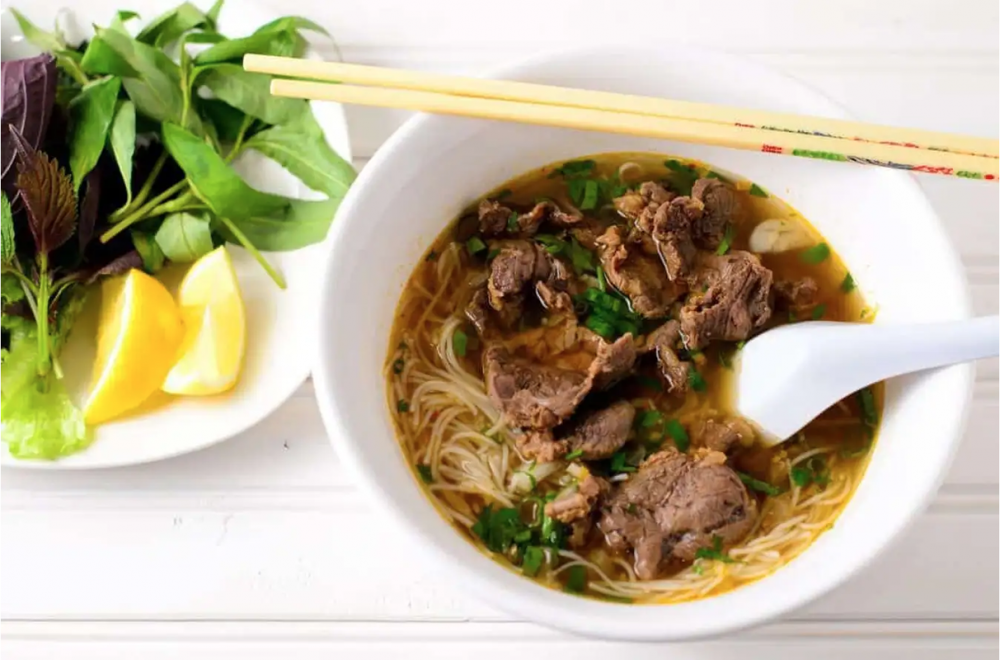 Những món đặc sản không thể bỏ qua khi đến Huế Những món đặc sản không thể bỏ qua khi đến Huế