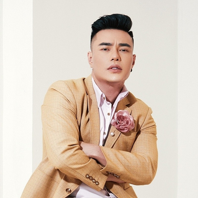 “Kiếm 7 tỷ 1 ngày”, Lê Dương Bảo Lâm giàu cỡ nào? “Kiếm 7 tỷ 1 ngày”, Lê Dương Bảo Lâm giàu cỡ nào?