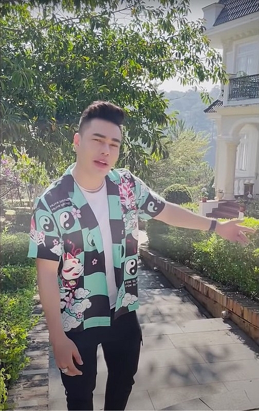 “Kiếm 7 tỷ 1 ngày”, Lê Dương Bảo Lâm giàu cỡ nào? “Kiếm 7 tỷ 1 ngày”, Lê Dương Bảo Lâm giàu cỡ nào?
