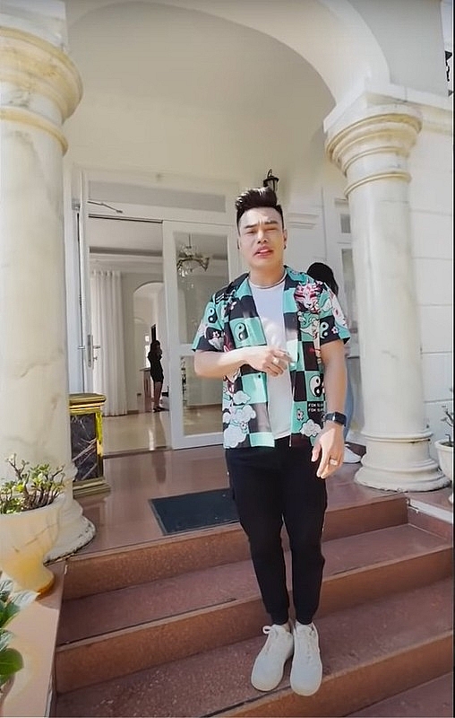 “Kiếm 7 tỷ 1 ngày”, Lê Dương Bảo Lâm giàu cỡ nào? “Kiếm 7 tỷ 1 ngày”, Lê Dương Bảo Lâm giàu cỡ nào?