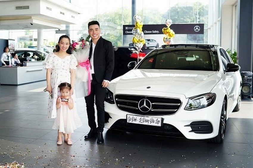 “Kiếm 7 tỷ 1 ngày”, Lê Dương Bảo Lâm giàu cỡ nào? “Kiếm 7 tỷ 1 ngày”, Lê Dương Bảo Lâm giàu cỡ nào?