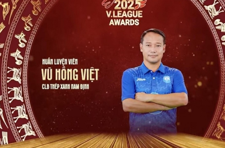 HLV Vũ Hồng Việt đoạt giải thưởng cao quý