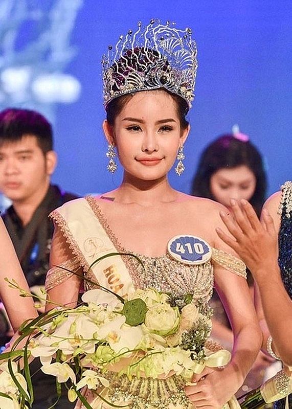 Hoa hậu từng gây tranh cãi có hôn nhân nhiều người ngưỡng mộ