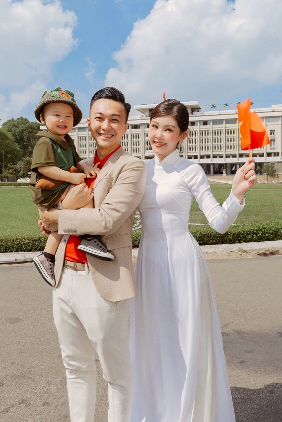 Hoa hậu từng gây tranh cãi có hôn nhân nhiều người ngưỡng mộ